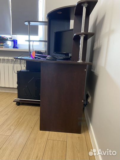 Компьютерный стол бу