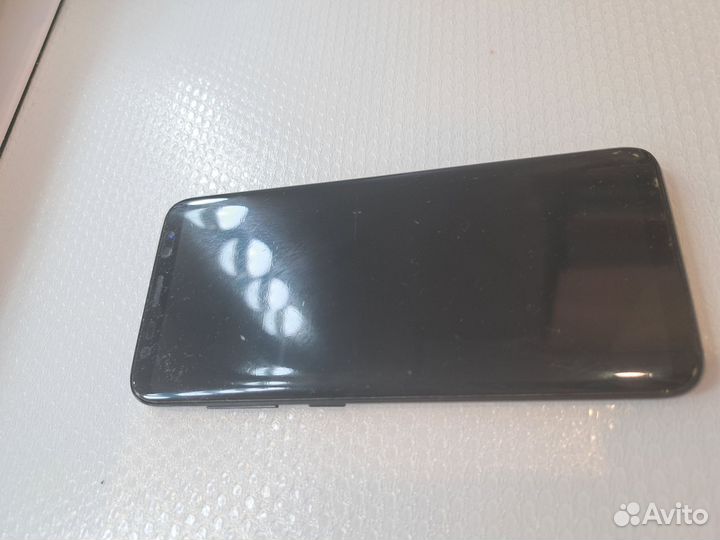 Samsung Galaxy S8, 4/64 ГБ