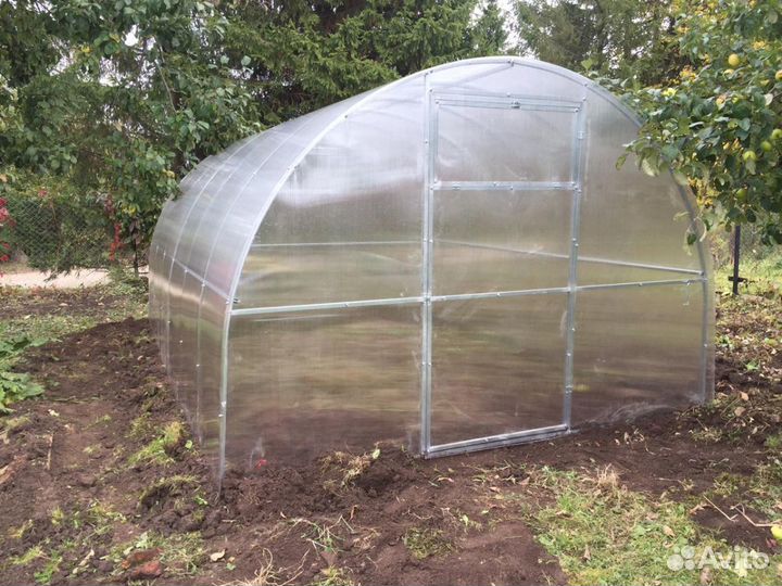 Теплица Оцинковочка Грядки