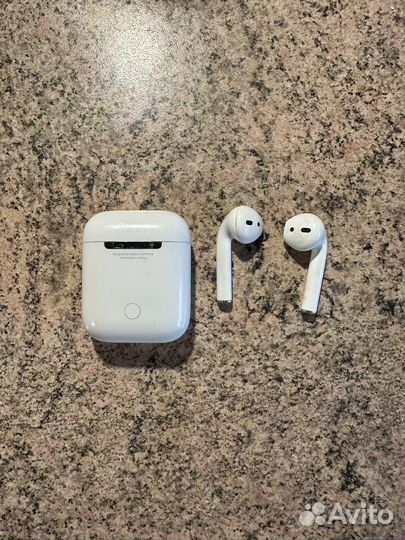Airpods 1