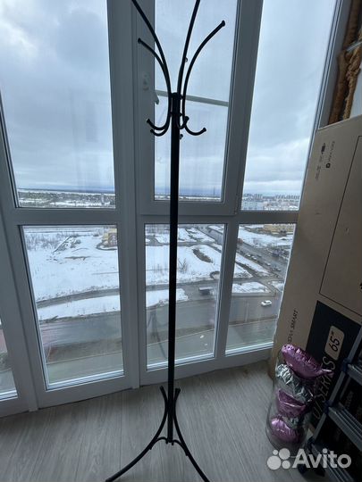 Вешалка напольная