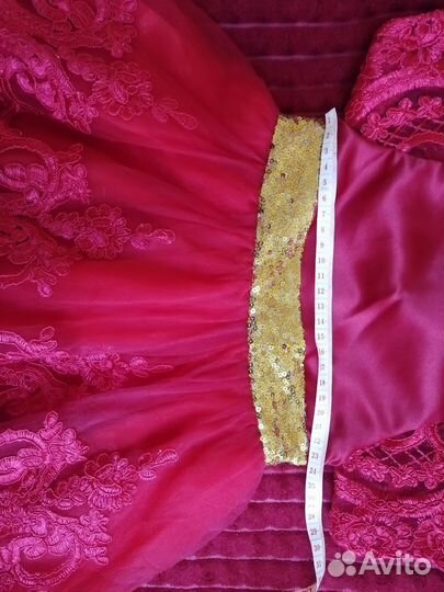 Платье для девочки Б/у