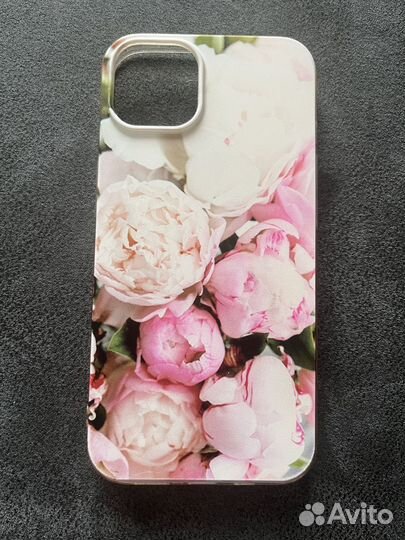 Чехол на iPhone 13