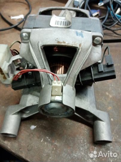 Двигатель от стиральной машины whirlpool