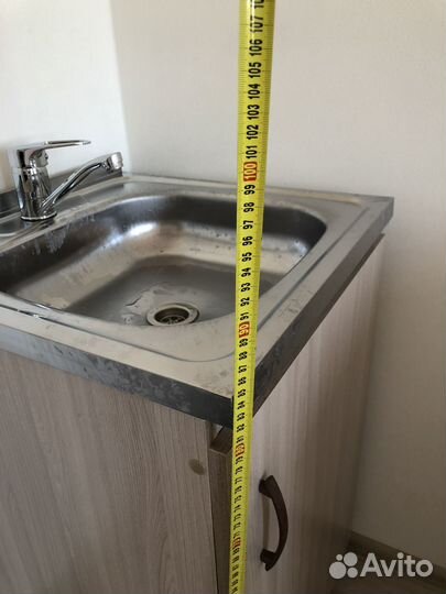 Кухонная мойка с тумбой