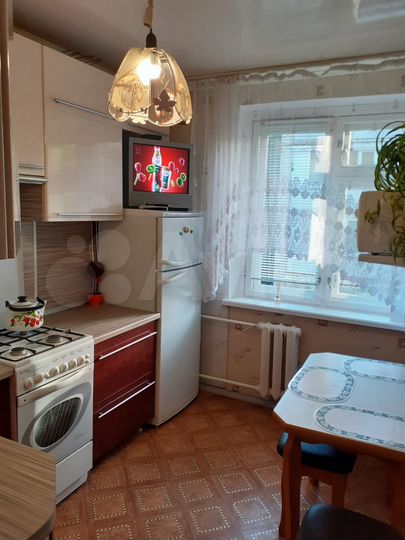 2-к. квартира, 42 м², 3/5 эт.