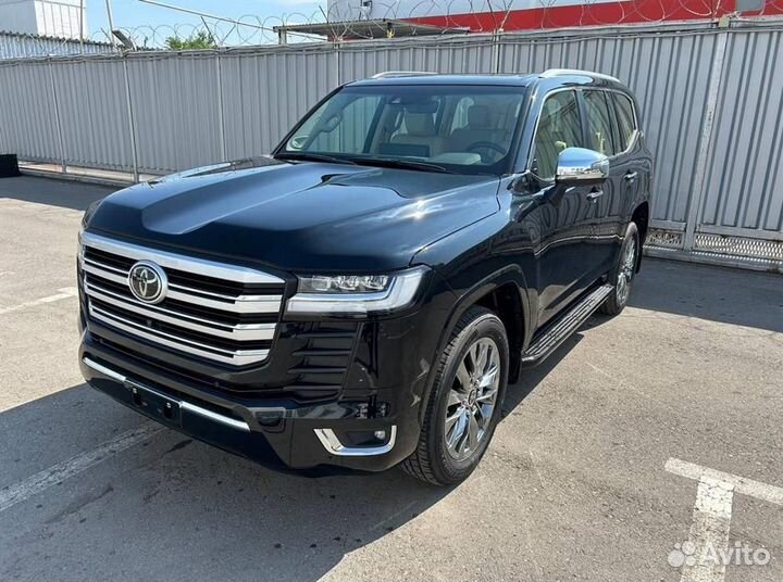 Toyota Land Cruiser 4.0 AT, 2022, 5 км