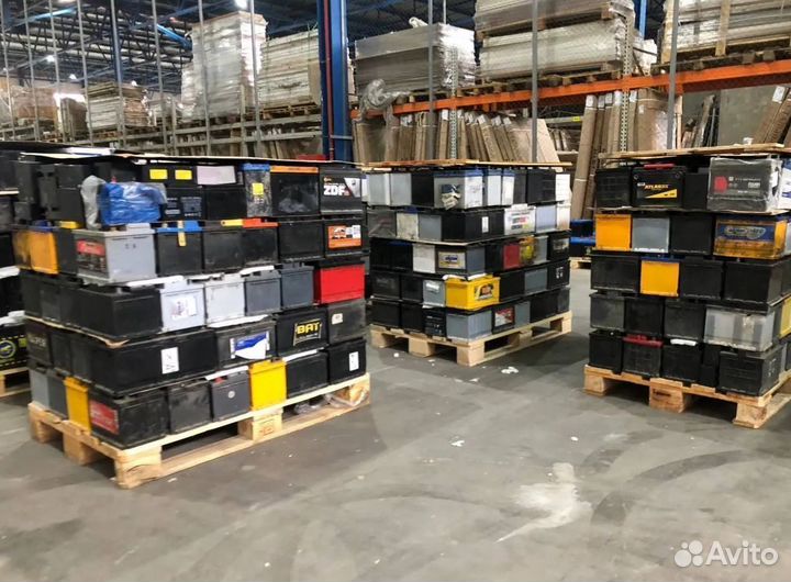 Аккумулятор Akom 75ah 700A