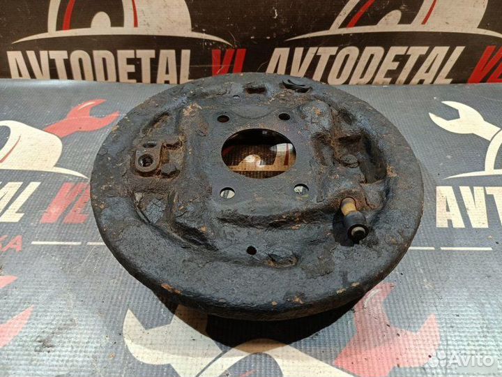 Пыльник тормозного барабана Mitsubishi Delica 3