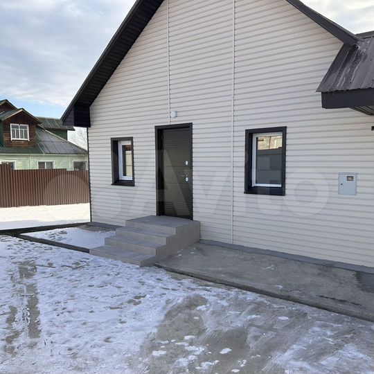 Дом 96,8 м² на участке 10 сот.