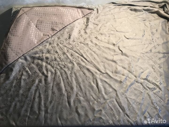 Платок с мехом Louis Vuitton