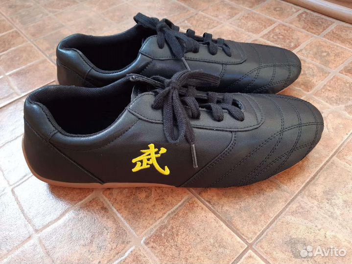 Китайская обувь Yiwutang (для Ушу, Кунфу)
