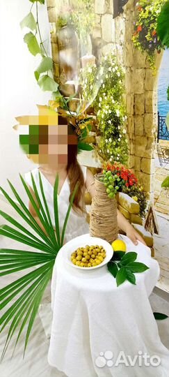 Фотозона или наклейка на дверь