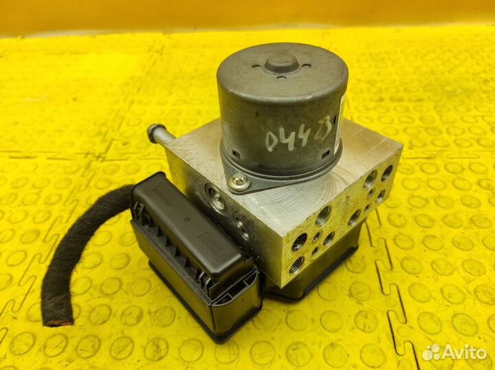 Блок ABS Mini Clubman R55 LCI N18B16A 1.6 2011