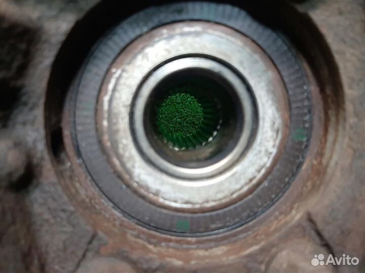 Кулак задний левый Subaru Legacy/ Outback BM/B14