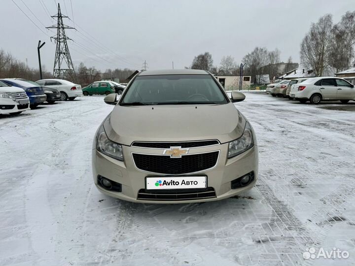 Chevrolet Cruze 1.6 МТ, 2011, 180 000 км