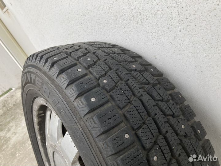 Dunlop SP Winter Ice 01 195/65 R15 95T
