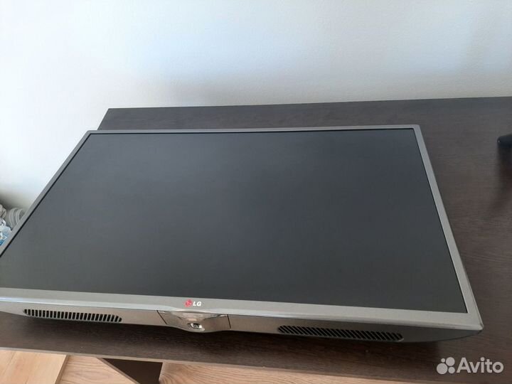 Телевизор LG 32LB561V