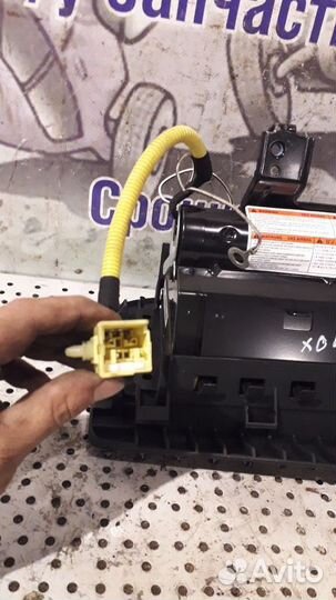 Подушка безопасности пассажирская (в торпедо) Niss