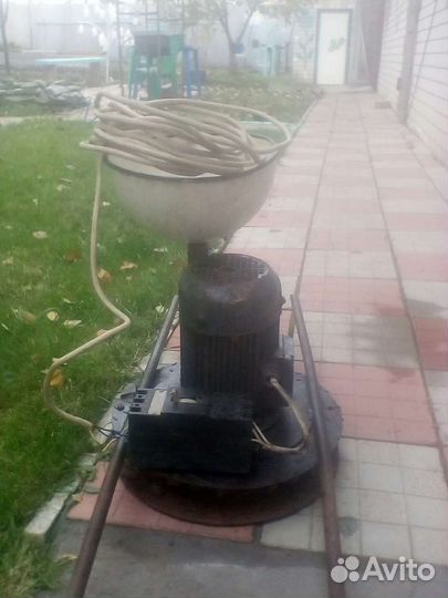 Зерно дробилка