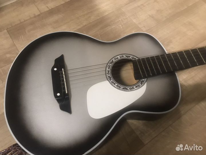 Электроакустическая гитара