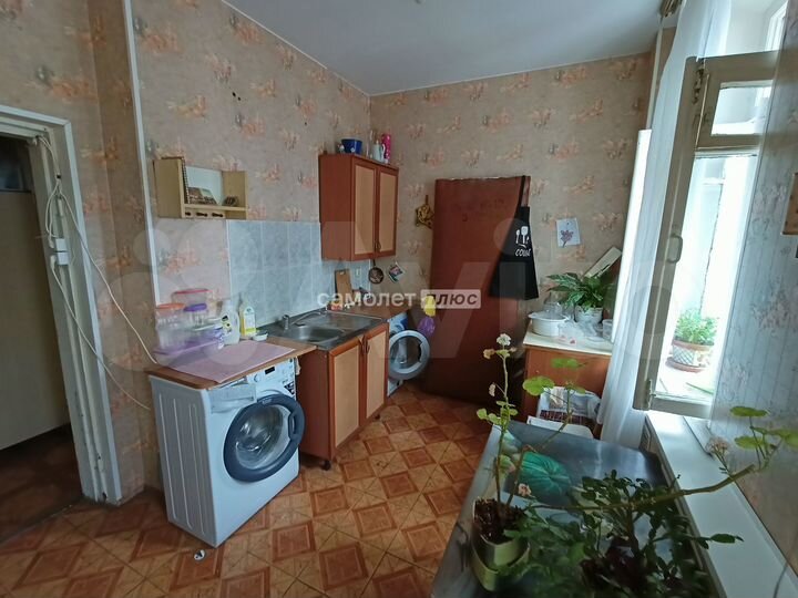 Доля в 4-к. квартире, 86,4 м², 3/3 эт.