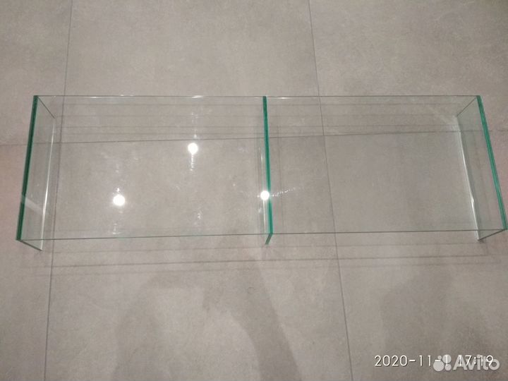 Стеклянная подставка под тв