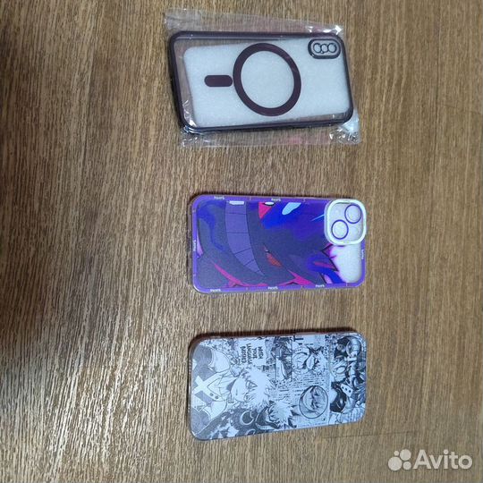 Чехлы на телефоны