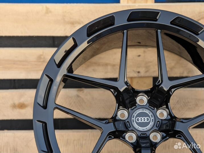 Кованые диски GT Forged R21 5x112 Audi Q7 / Q8