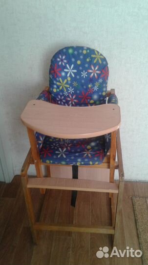 Детский стульчик для кормления