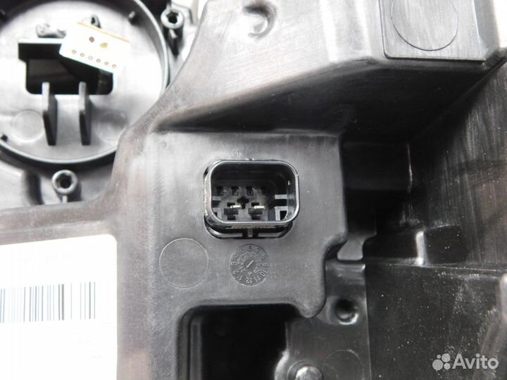 Фара правая BMW X5