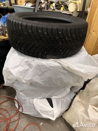 Nokian Tyres Hakkapeliitta 8 SUV 235/55 R18