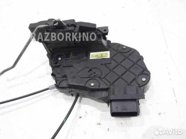 Замок двери задней левой