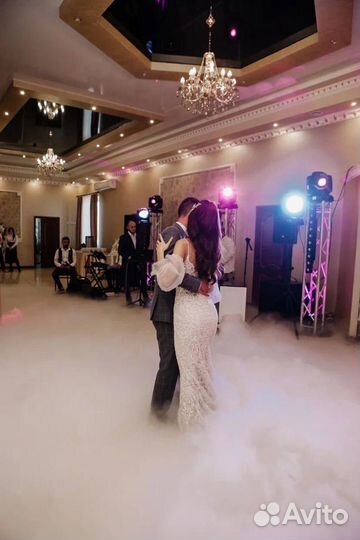 Тяжелый дым, конфетти, снег, холодные фонтаны