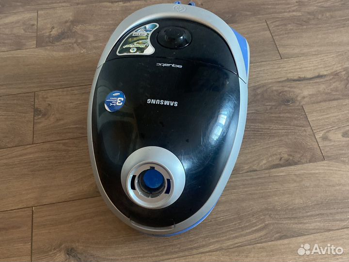 Пылесос Samsung SD 9421 Aquatic