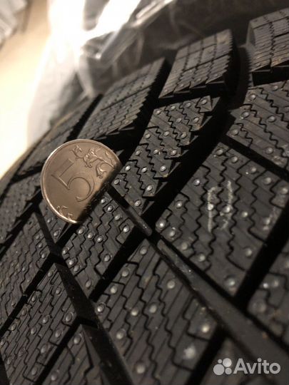 Pirelli Ice Zero FR 235/55 R18 104T