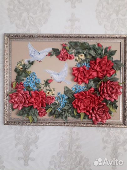 Картина ручной работы вышитая