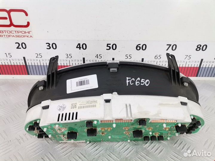 Панель для Hyundai-KIA Carnival (Sedona) 1