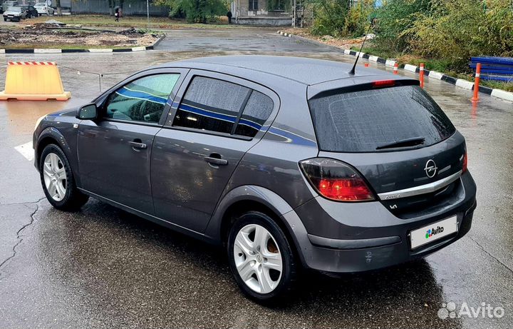 Opel Astra 1.6 AMT, 2010, 145 000 км