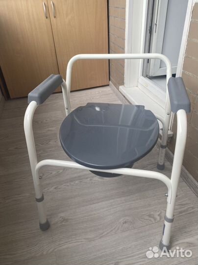 Кресло- туалет для инвалидов