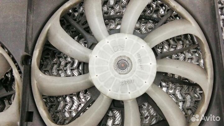 Вентилятор радиатора Toyota Verso