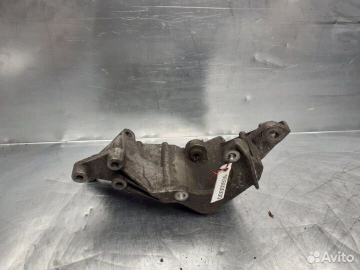 Кронштейн гидроусилителя Audi 100 C4 1991-1994