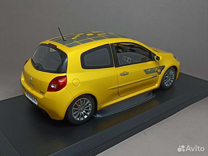 Renault Clio RS 2007 1:18 Norev