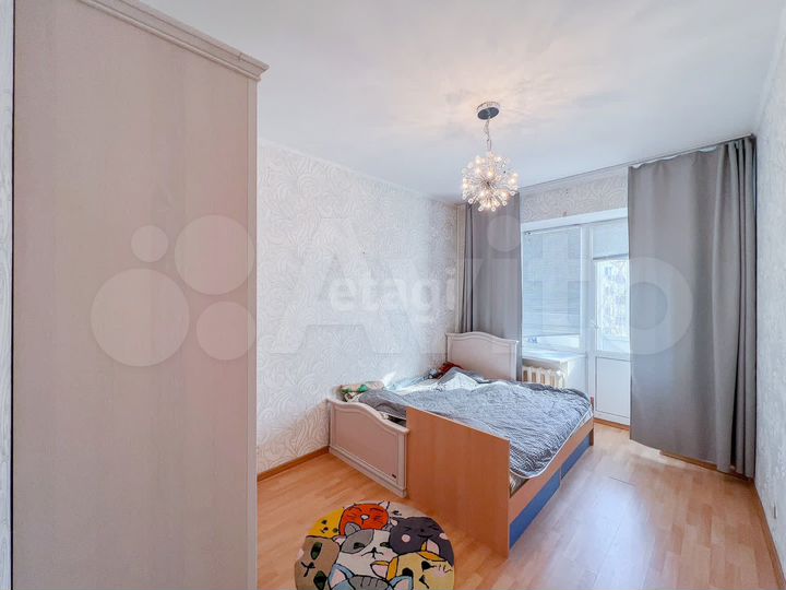 3-к. квартира, 80,5 м², 4/8 эт.