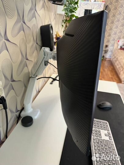 Монитор Samsung C32G54tqwi Black 144Hz 2560x1440