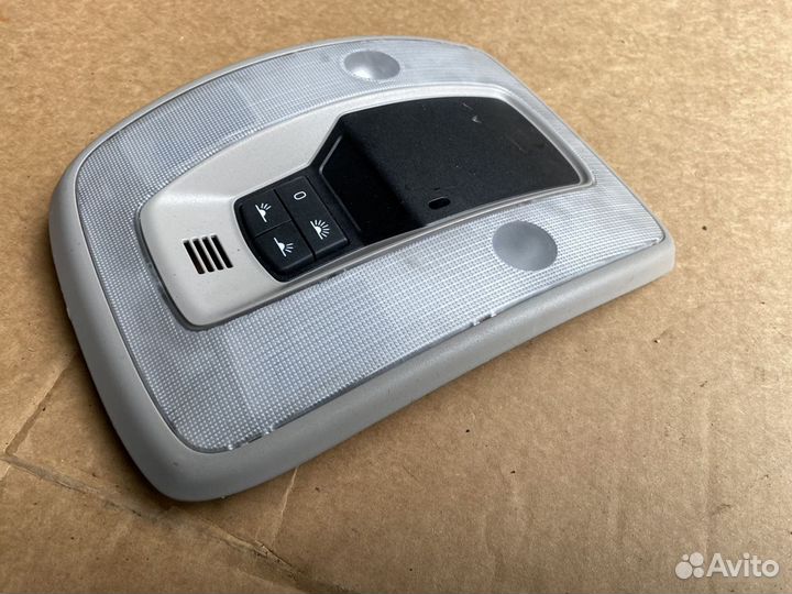 Плафон салонный Volvo XC70 III (2007-2013)