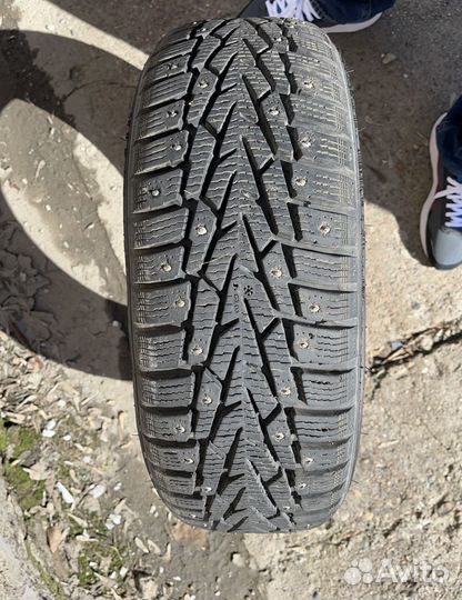 Nokian Tyres Hakkapeliitta 7 185/60 R15 88T