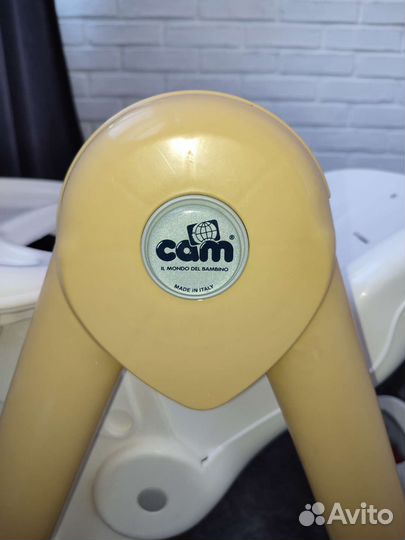 Стульчик для кормления cam