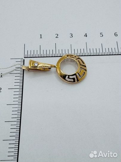 Золотые серьги с фианитом