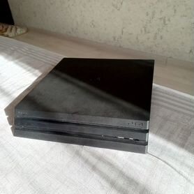 Игровая приставка ps4 pro